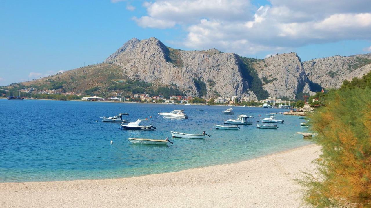 Seafront Apartments Nemira Omiš Dış mekan fotoğraf
