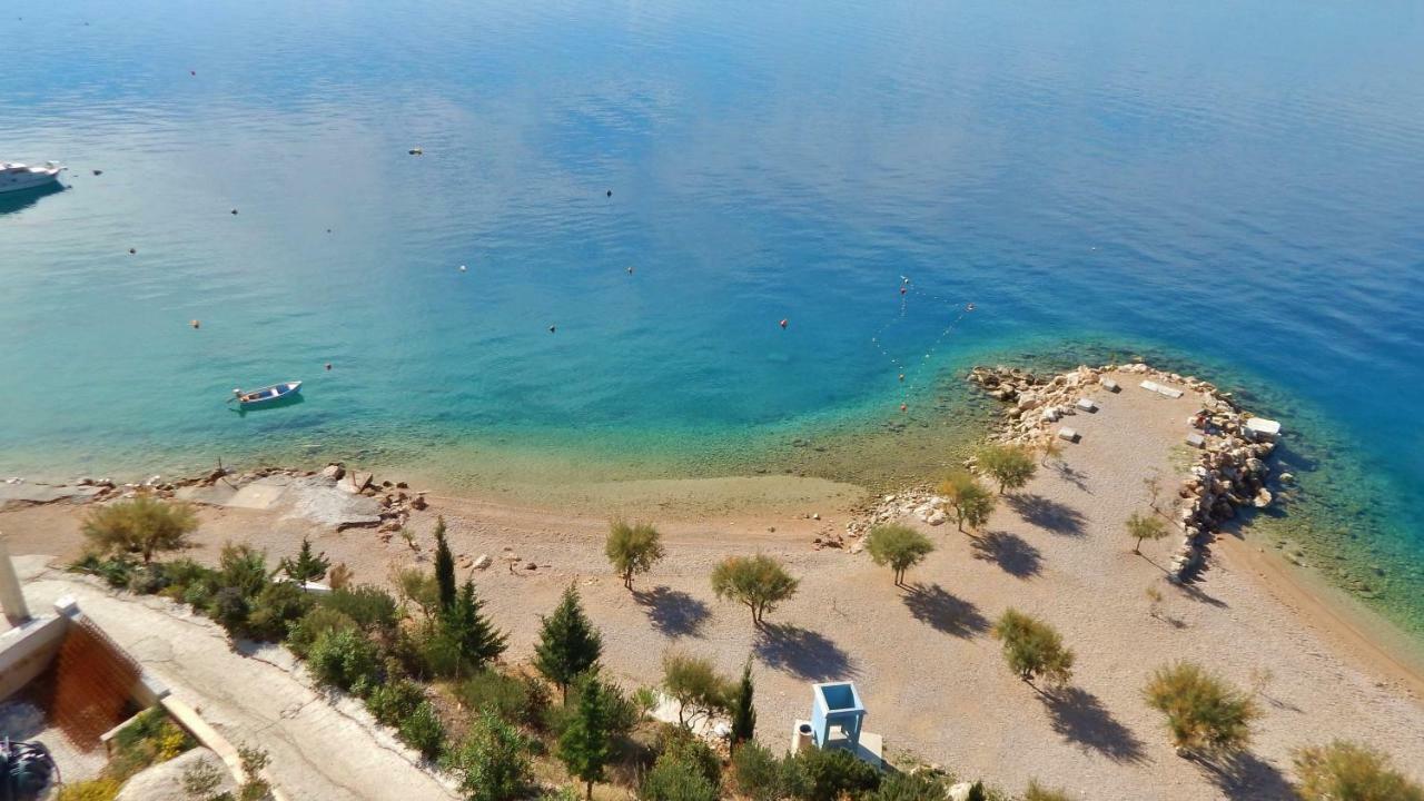 Seafront Apartments Nemira Omiš Dış mekan fotoğraf
