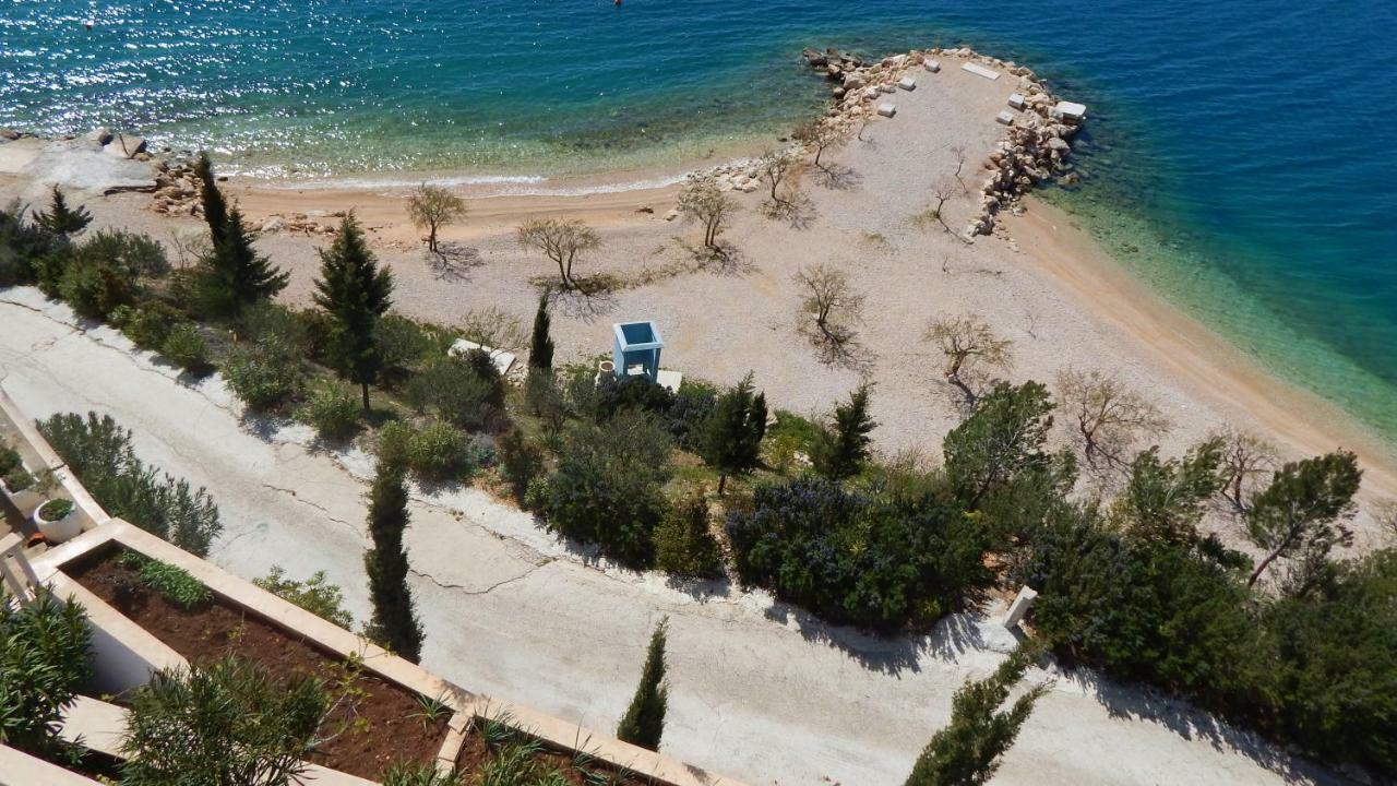 Seafront Apartments Nemira Omiš Dış mekan fotoğraf