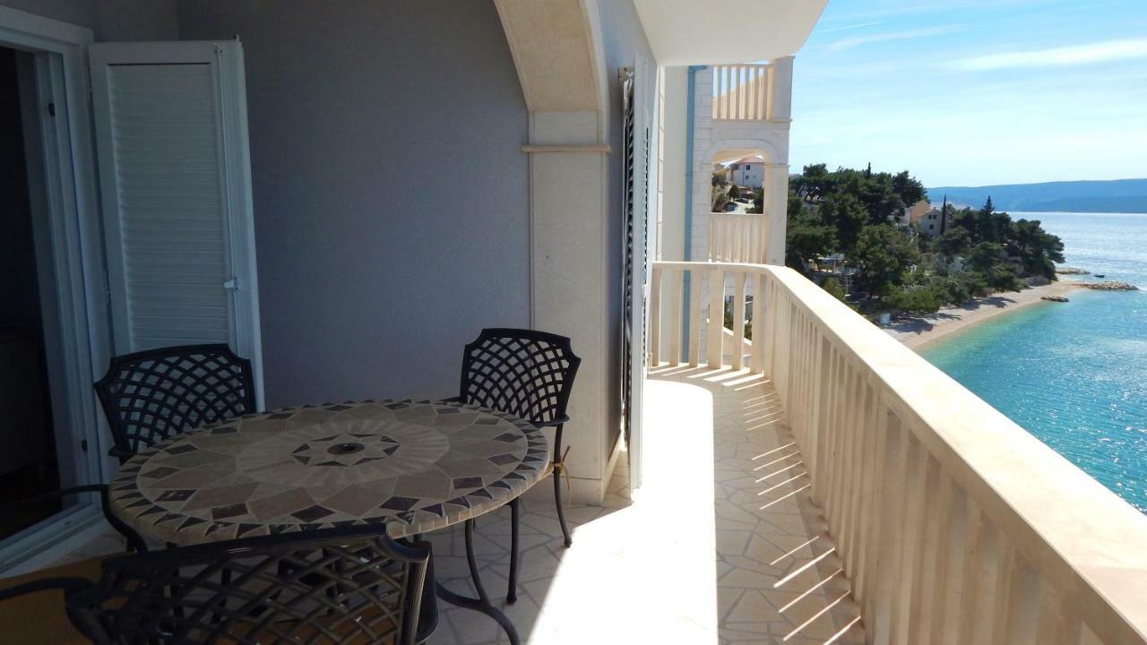 Seafront Apartments Nemira Omiš Dış mekan fotoğraf