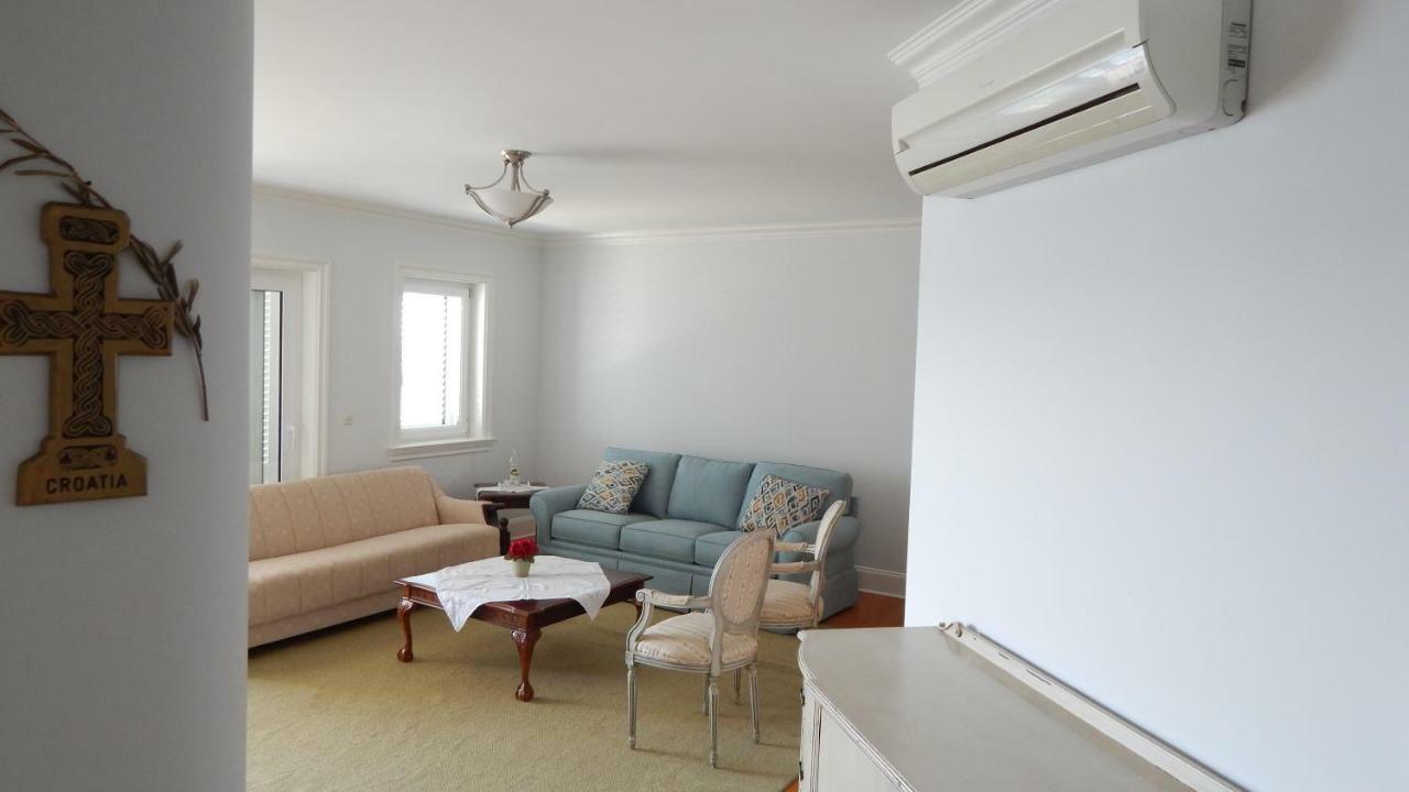 Seafront Apartments Nemira Omiš Dış mekan fotoğraf